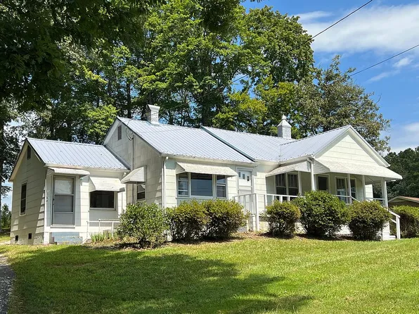 1068 State Highway 268, Pinnacle, NC 27043