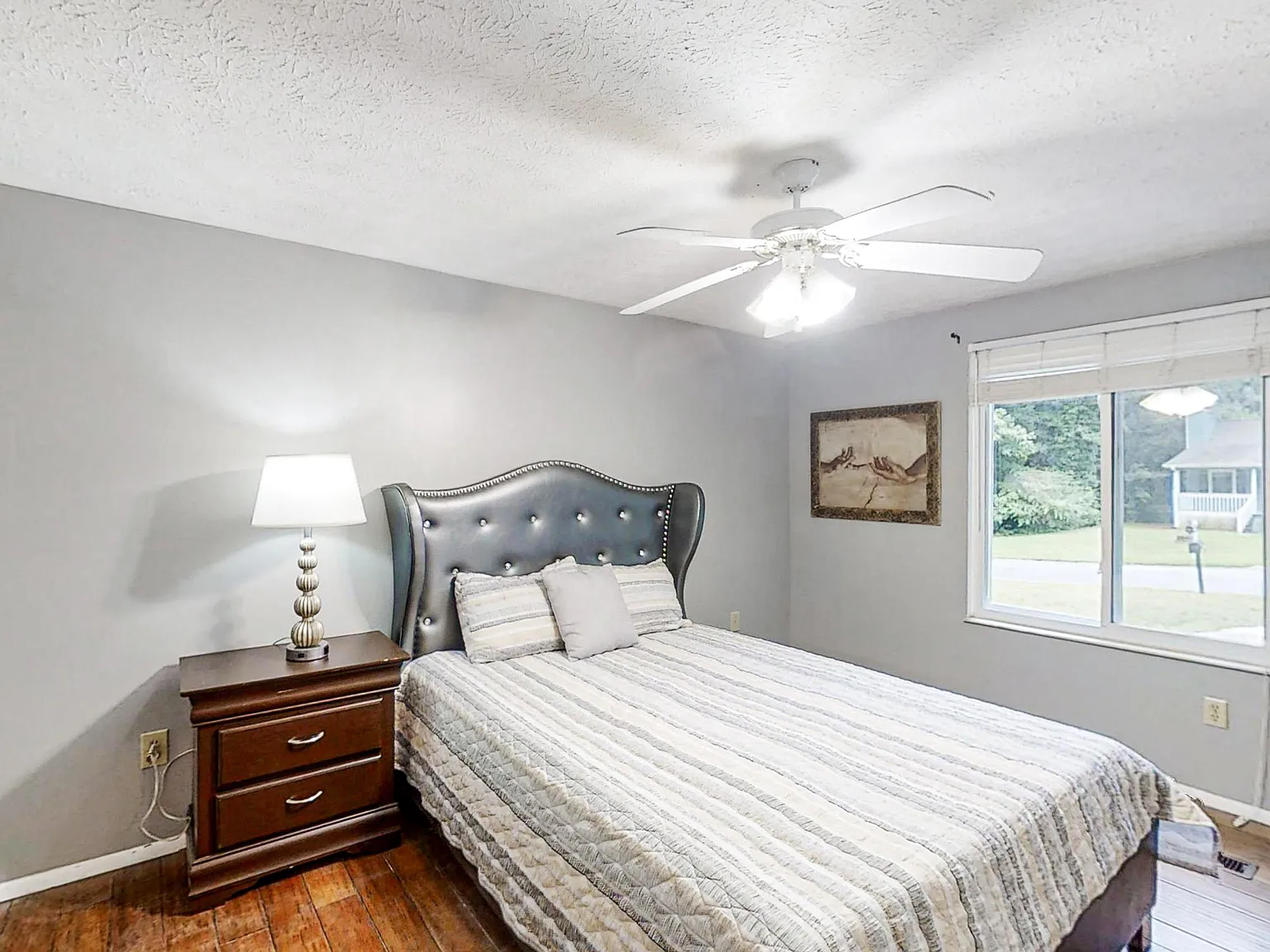 4 bed, 3.0 bath, 2500 sqft, $763 — Photo 2