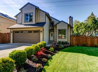 4652 SW Cullen Blvd, Portland, OR 97221