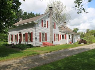 394 Elm St, North Bennington, VT 05257