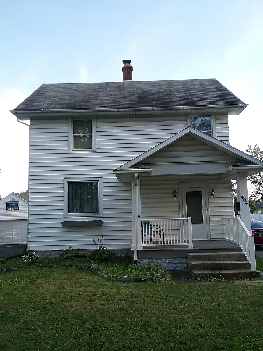 404 Penn Ave photo 1