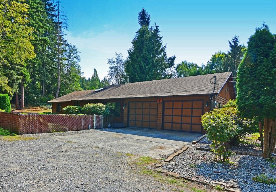 1st image of 21633 Locust Way