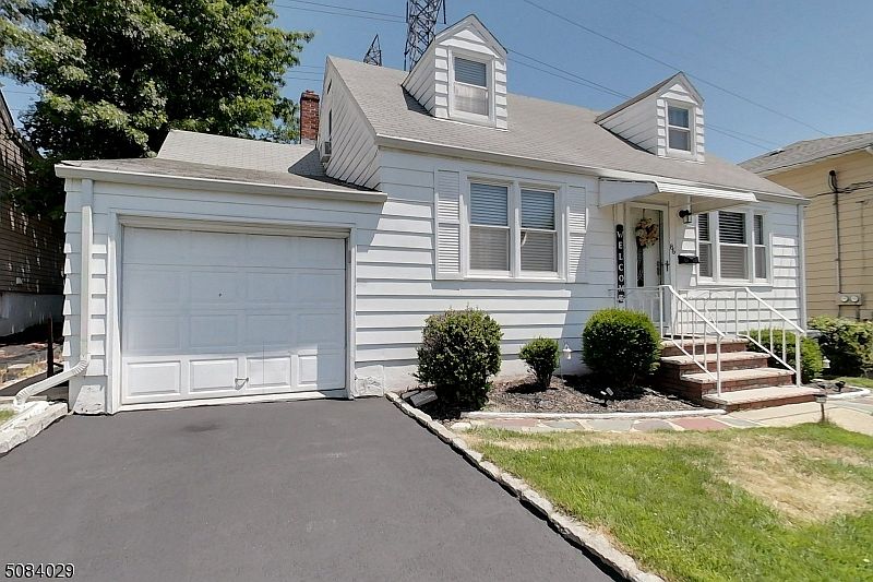 1st image of 86 Noel Dr