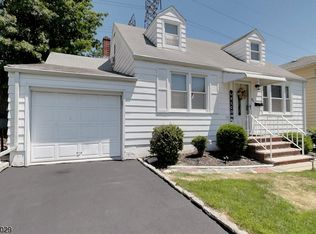 86 Noel Dr, North Arlington, NJ 07031