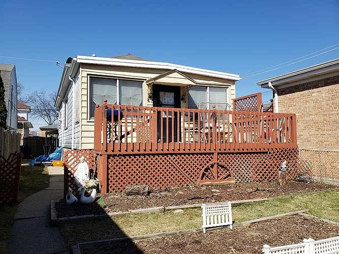 1st image of 3950 N Olcott Ave