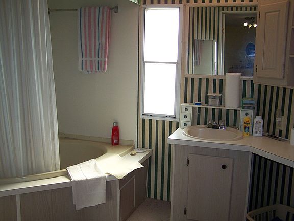 Large Master Bath with Garden Tub