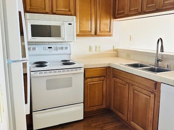 301 Prescott Ave #207