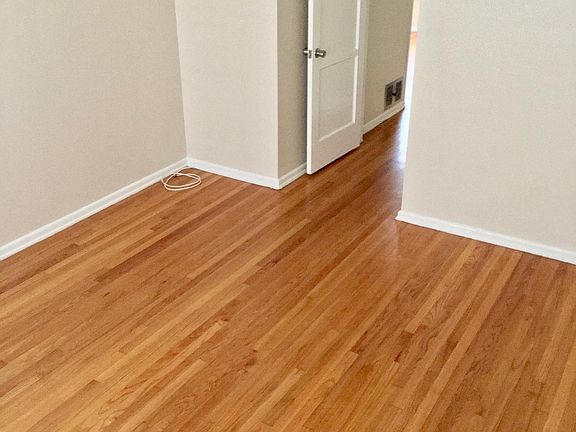 3rd image of 1222 McClellan Dr APT 4