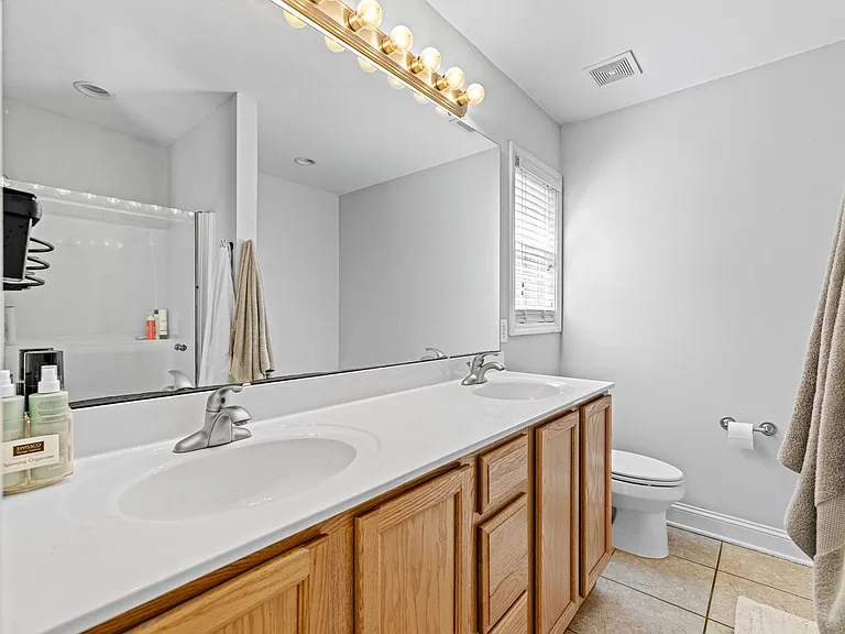 210 Dartmoor Trl — Photo 27