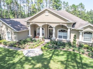 316 Pine Bluff Dr, Lutz, FL 33549