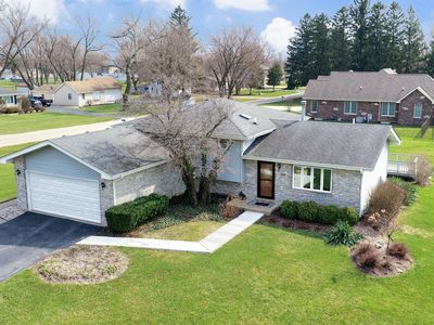 300 W Woodlawn Rd, New Lenox, IL, 60451