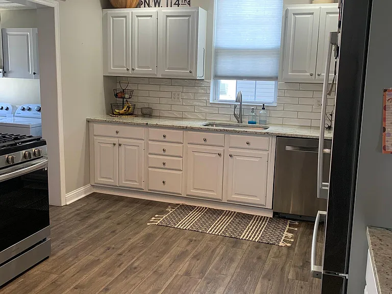 239 Columbia Ave — Photo 9