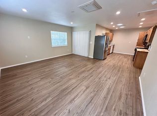 2717 1/2 Virginia St NE, Albuquerque, NM 87110