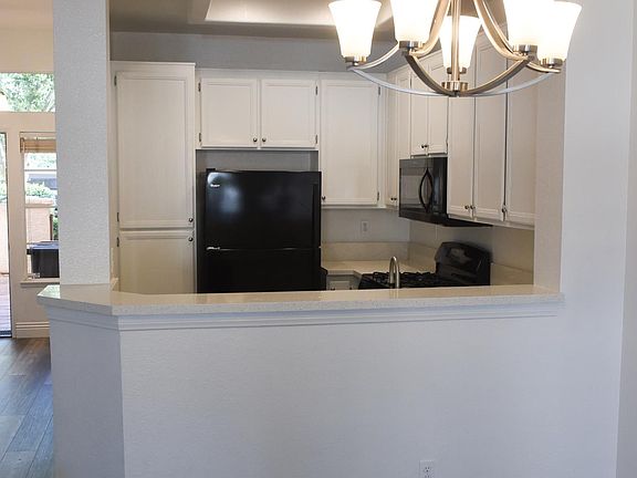 4th image of 11376 Portobelo Dr Unit 5