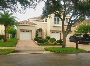 11089 Nashville Dr, Cooper City, FL 33026