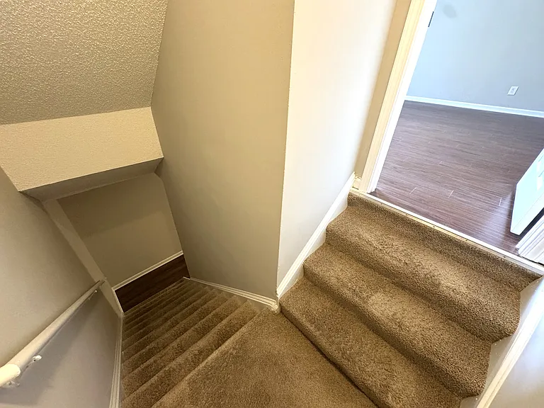 Pineview Townhomes — Photo 30