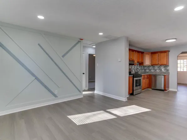 506 Marion Rd, Hampton, VA 23663
