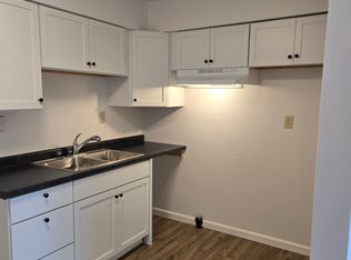 319 W McKinley Rd #6, Ottawa, IL 61350