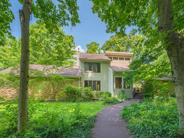 7 Laurelwood Dr, Milford, OH 45150