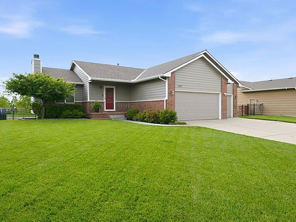 4th image of 1705 N Nickelton Cir