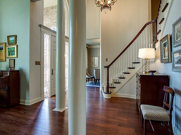 4th image of 2709 Sun Meadow Dr