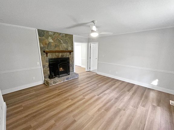 3rd image of 6209 River Landings Dr