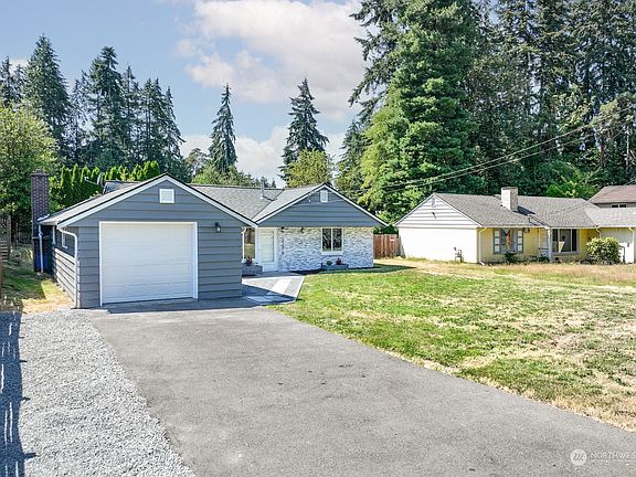 4th image of 23010 58th Ave W