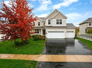 1834 Switchgrass Ln, Shakopee, MN 55379