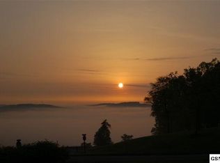 3209 Topside Dr, Kodak, TN 37764