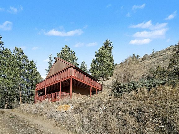 3rd image of 280 Streamside Dr