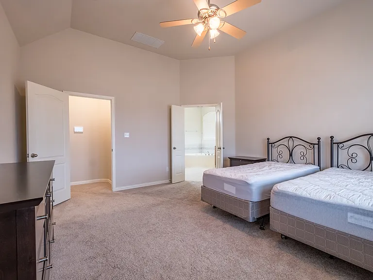 165 Lady Bird Ln — Photo 29