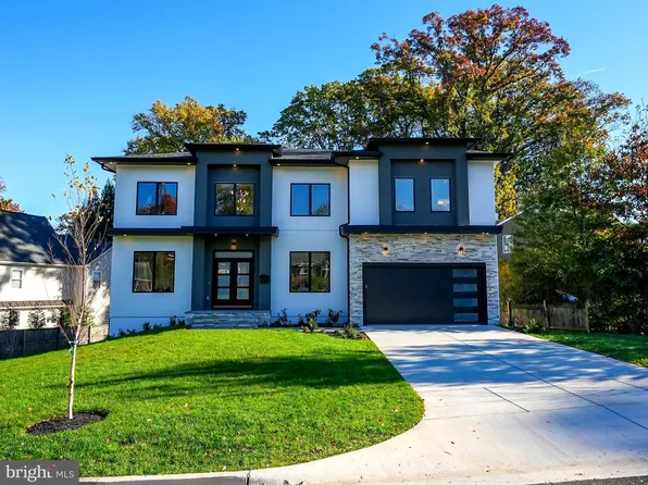 7226 Janet Place Fls, Church, VA 22046