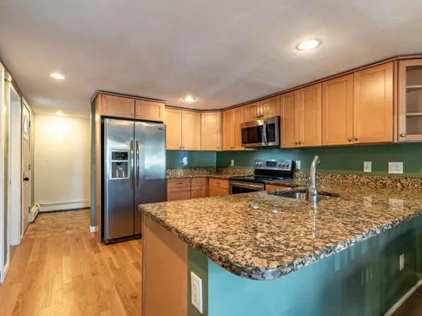 2 Senee Ct Unit 2, Amesbury, MA 01913