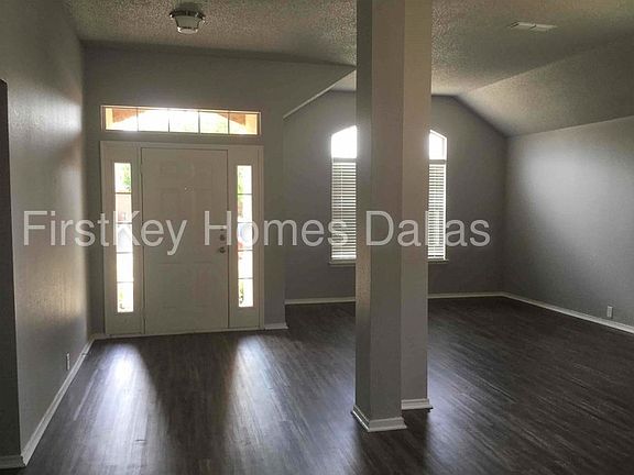 2nd image of 4715 Cadillac Blvd