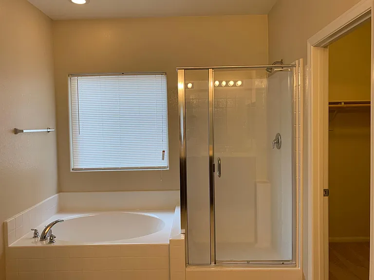 8315 Cozumel Creek Ct — Photo 14
