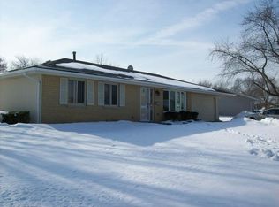 723 Sienna Dr, Schaumburg, IL 60193