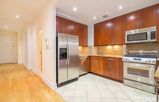Rented by Mirador Real Estate | media 4