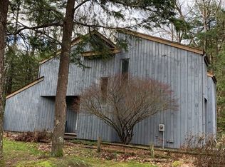 157 Linseed Rd, Hatfield, MA 01038