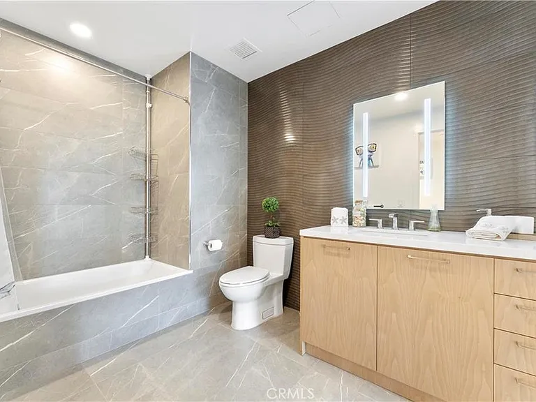 400 S Broadway Ave #1314 — Photo 9