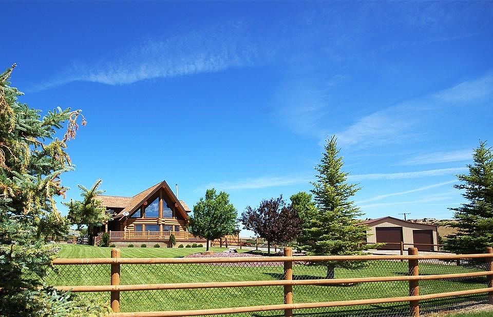 405 Shining Mountains Loop Road