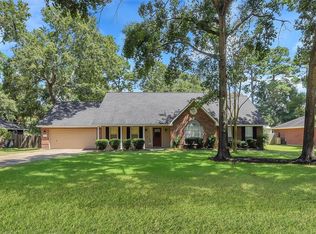 423 E Oak Hill Dr, Spring, TX 77386