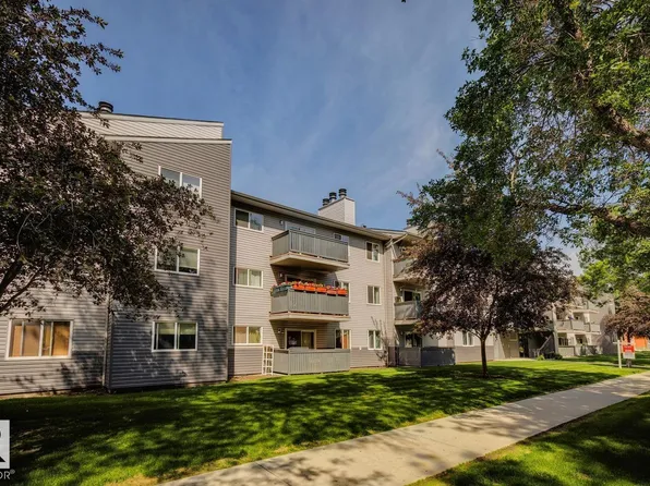 10838 108th St NW #303, Edmonton, AB T5H 3A6