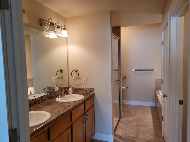 3814 Steelhead St #C — Photo 23