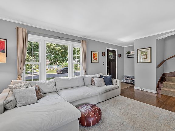 5th image of 221 N Chester Ave