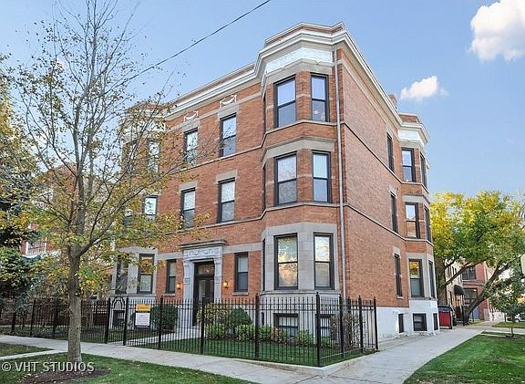 2nd image of 4054 N Hermitage Ave #3N