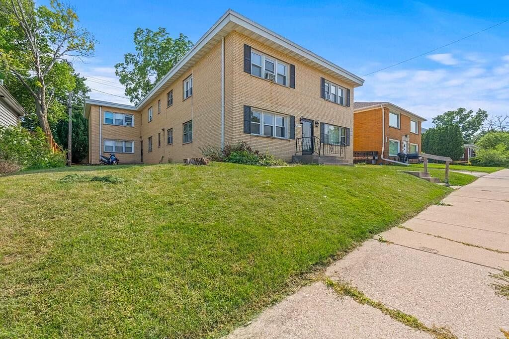 Crestview Racine Wi 1911 Fairview Ter, Racine, WI 53403 | Zillow