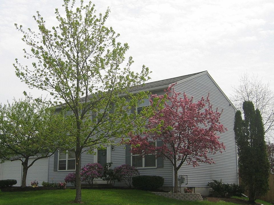 1st image of 8403 Quadrant Ln