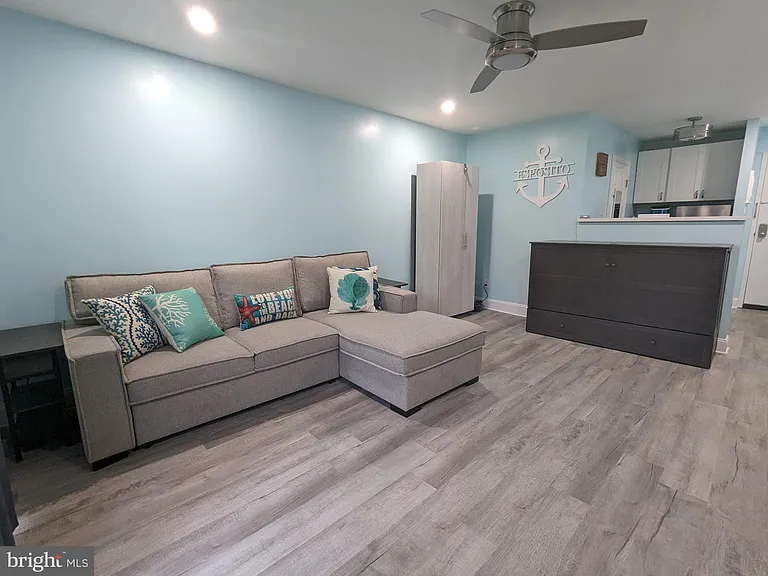 725 Allen Dr #A125 — Photo 13