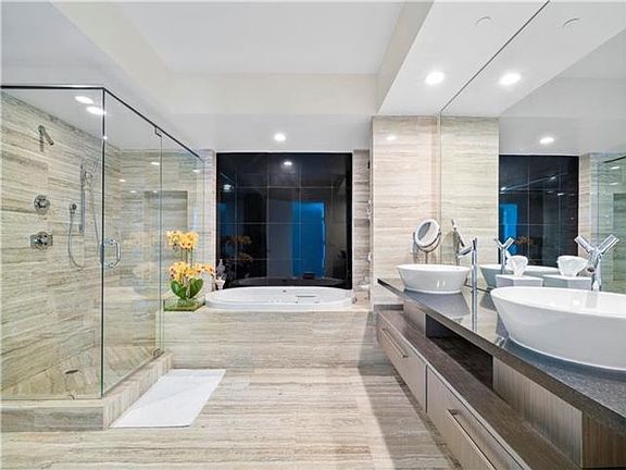 5th image of 101 S Fort Lauderdale Beach Blvd #120