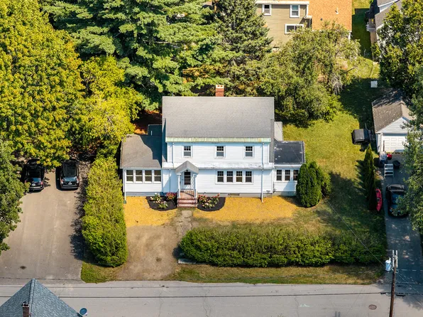 35 Chestnut Street, Rockland, ME 04841